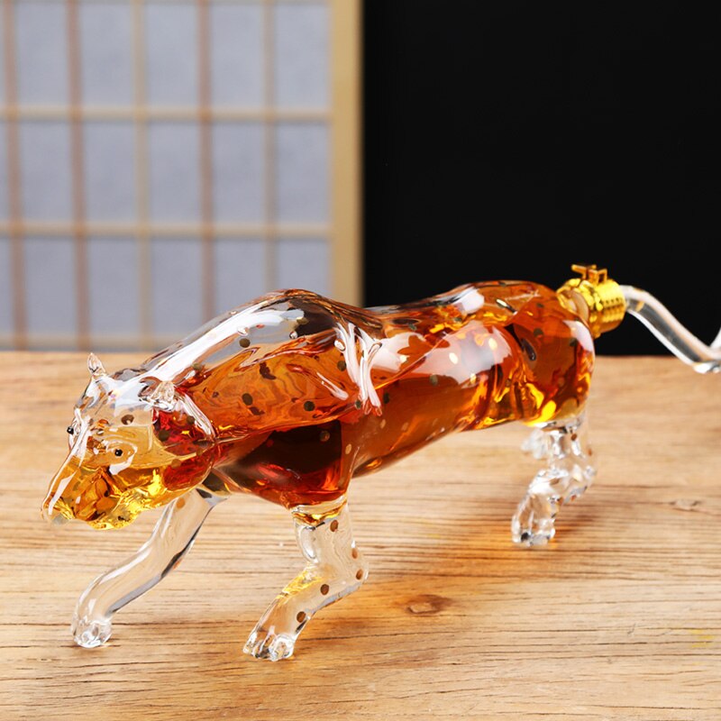 Leopard Design Wine Decanter
