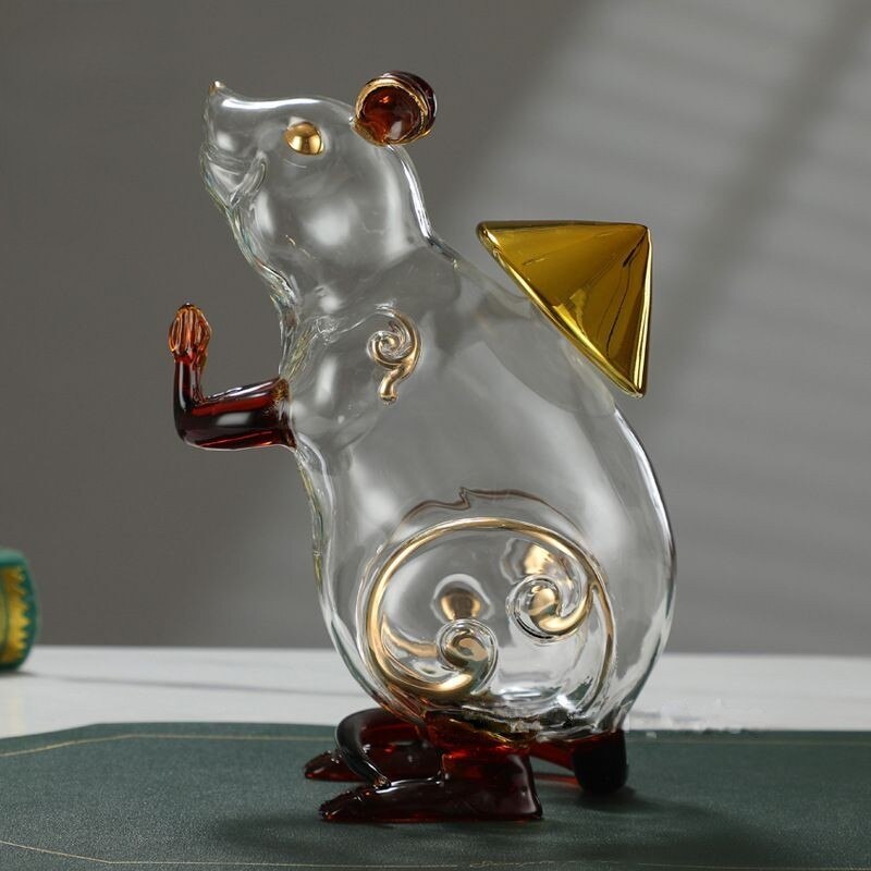 Mouse Designed Decanter For Liquor